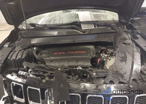 2020 Jeep Compass Latitude 4X4 из США, поврежденный, VIN 3C4NJDBB5LT168765